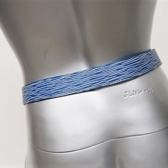 Louis Vuitton Essential V Epi Leather Belt Sz 80 - Picture 3 of 6